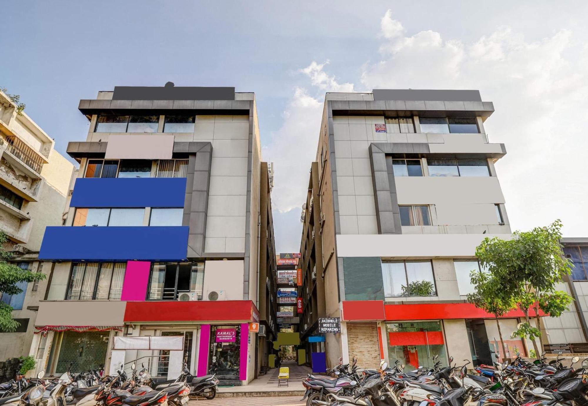 Capital O Maple View Otel Naroda Dış mekan fotoğraf