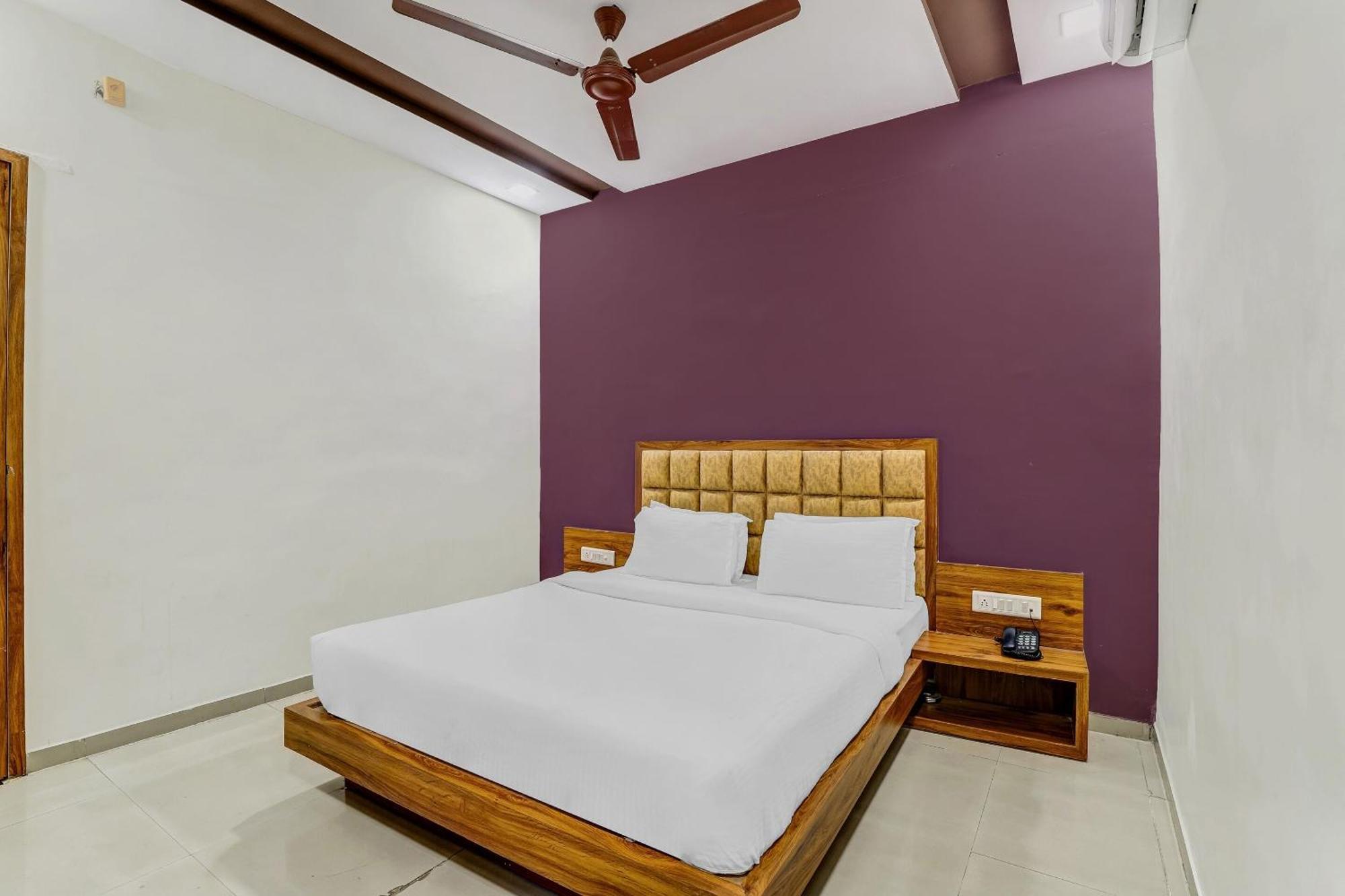 Capital O Maple View Otel Naroda Dış mekan fotoğraf