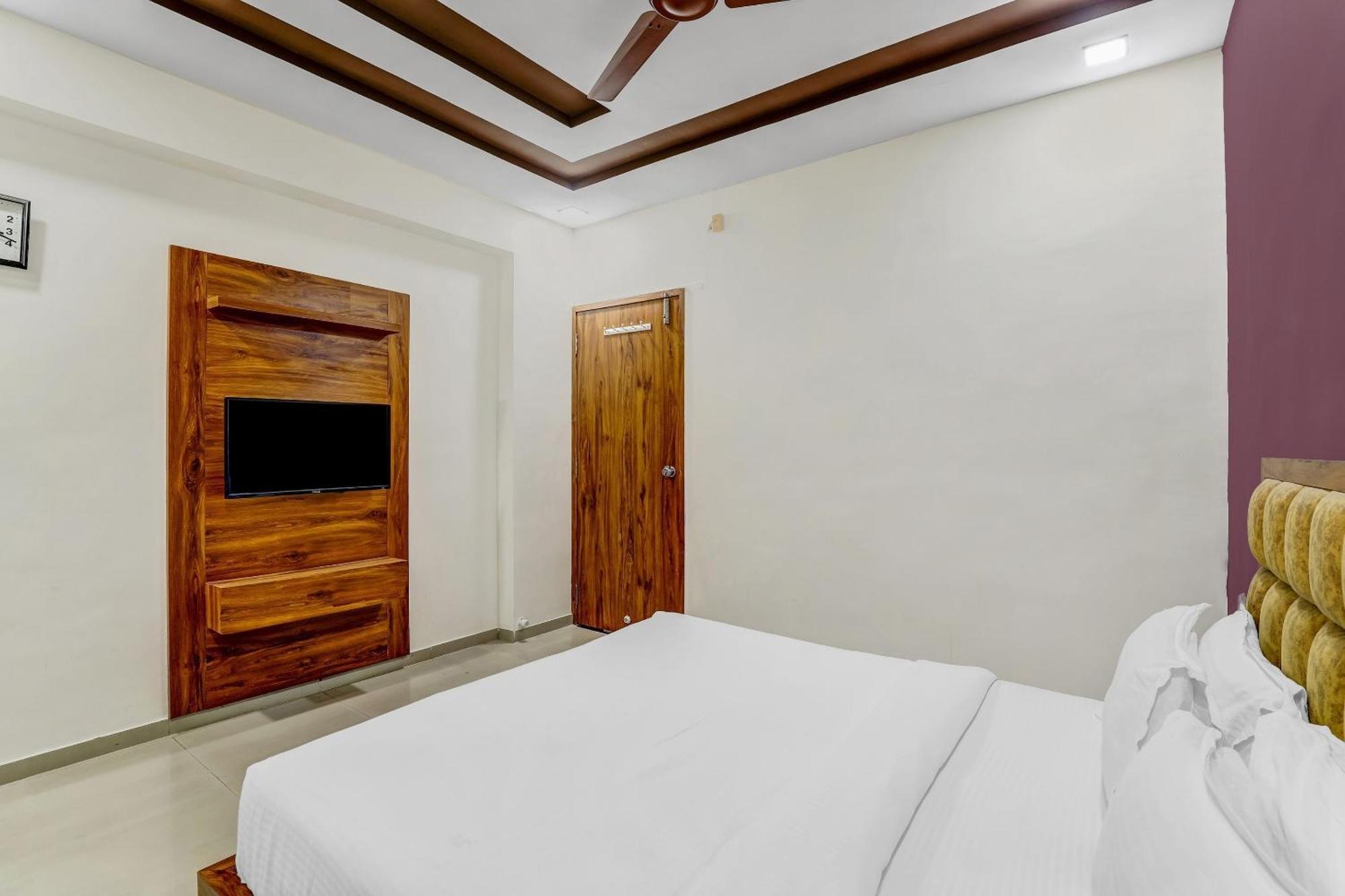 Capital O Maple View Otel Naroda Dış mekan fotoğraf