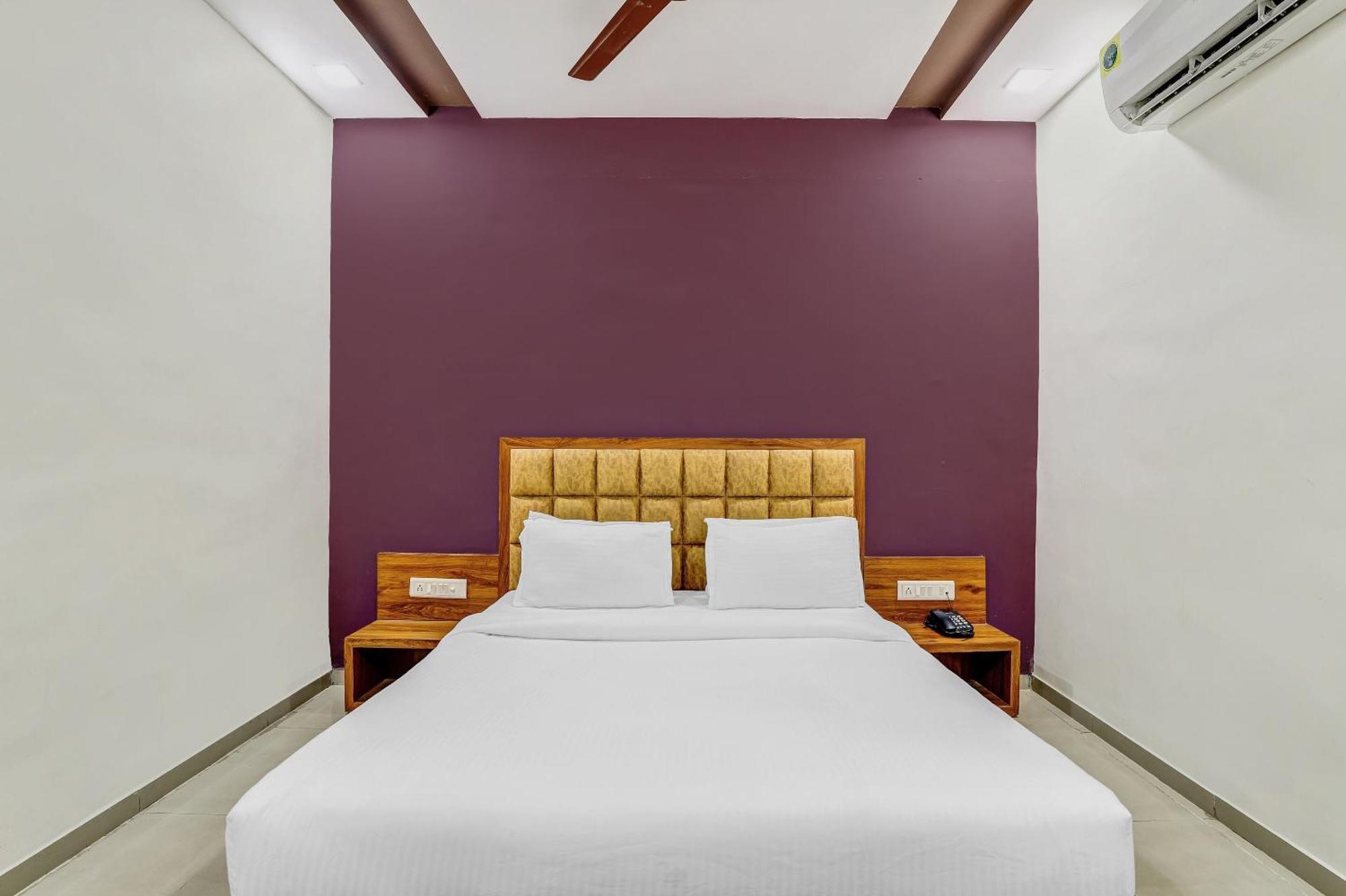 Capital O Maple View Otel Naroda Dış mekan fotoğraf